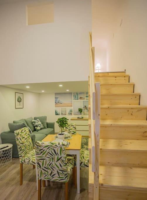 Apartamento Cosy Flat In Akacfa Str., Aya Budapest Exterior foto